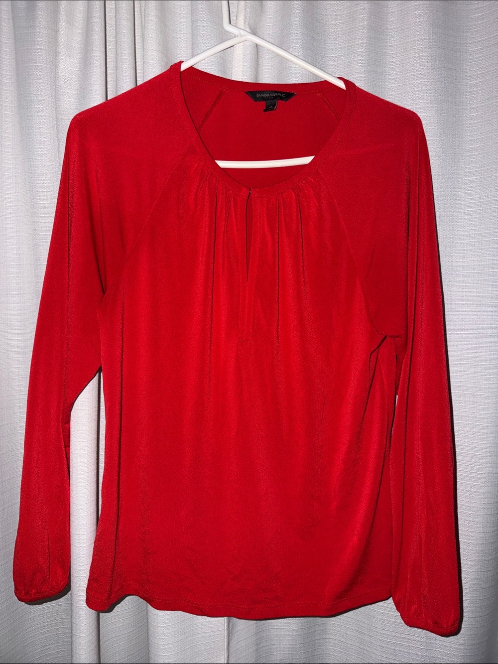 Banana Republic Red Long-Sleeve Pleated Neck Top
